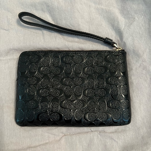 Black coach wristlet - Picture 2 of 3